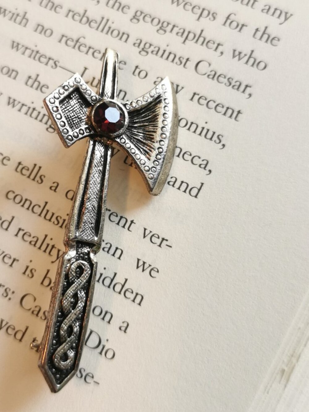 Vintage Scottish War Axe Kilt Pin Brooch Celtic Purple Stone Silvertone Jewelry